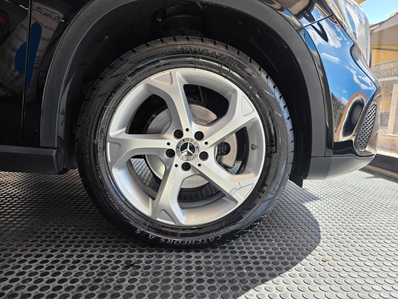 Mercedes-benz GLA 200d Automatic 4Matic Sport