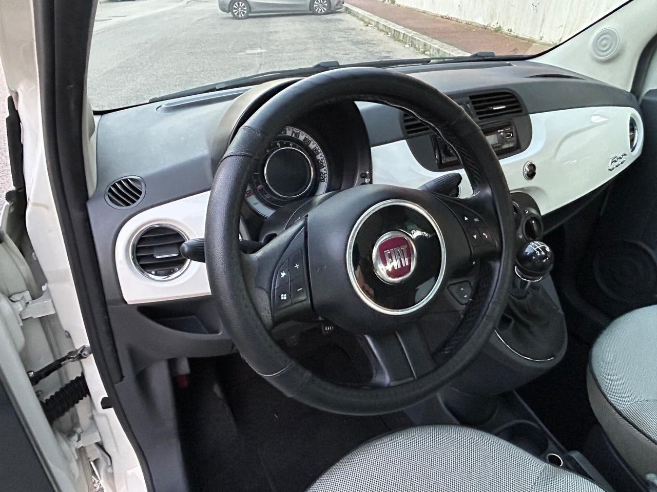 Fiat 500 1.2 Lounge ideale per neopatentati