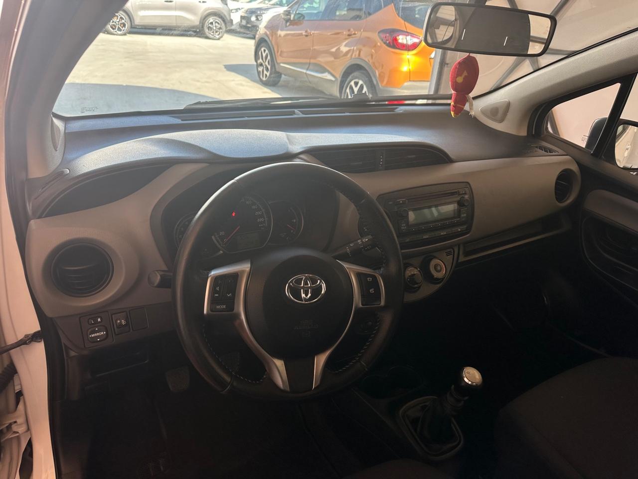 Toyota Yaris 1.4 D-4D 5 porte Lounge