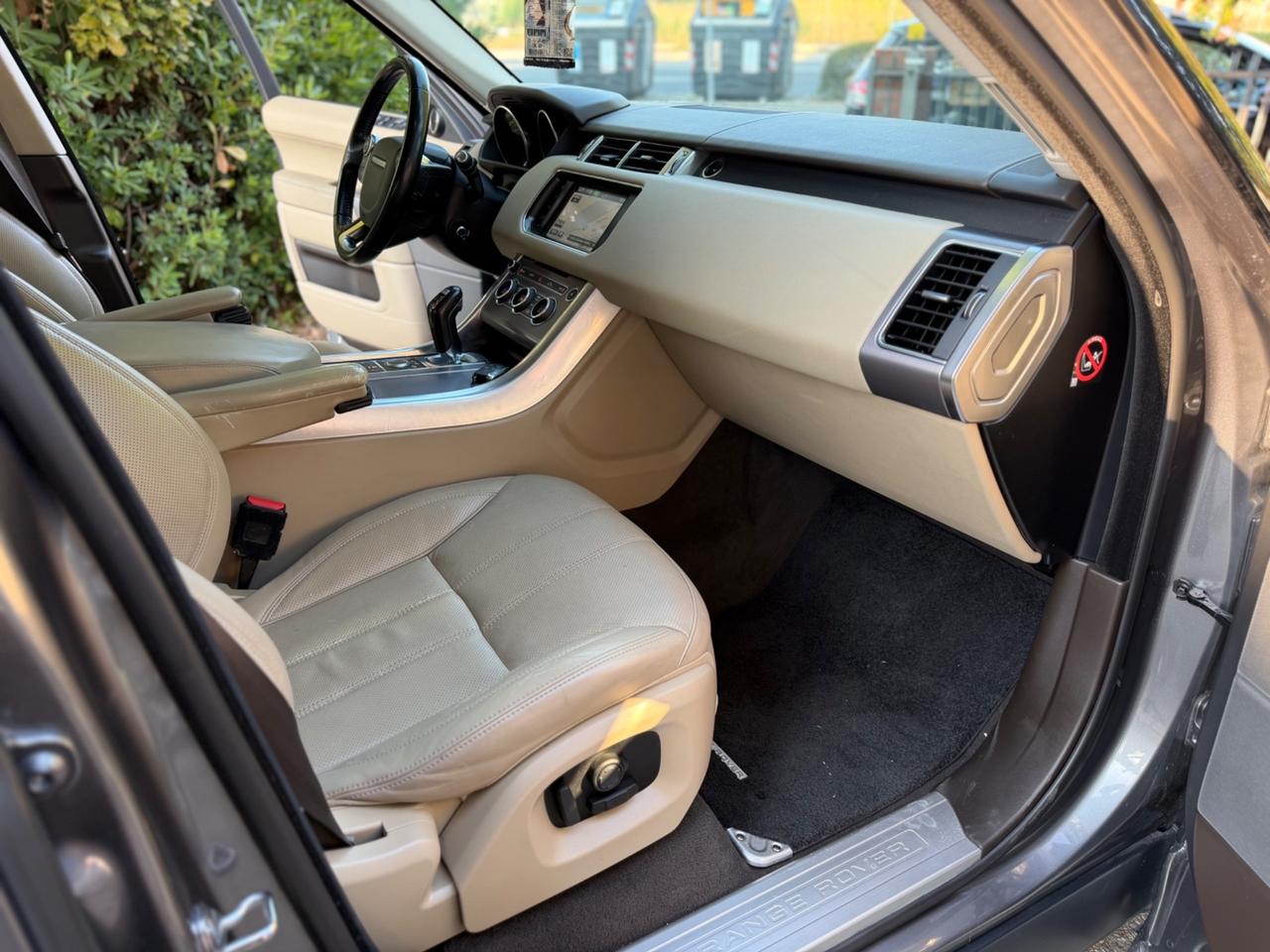 Land Rover Range Sport 3.0 TDV6 HSE