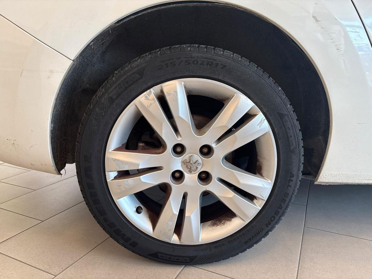 Peugeot 5008 1.6 HDi 112CV Allure