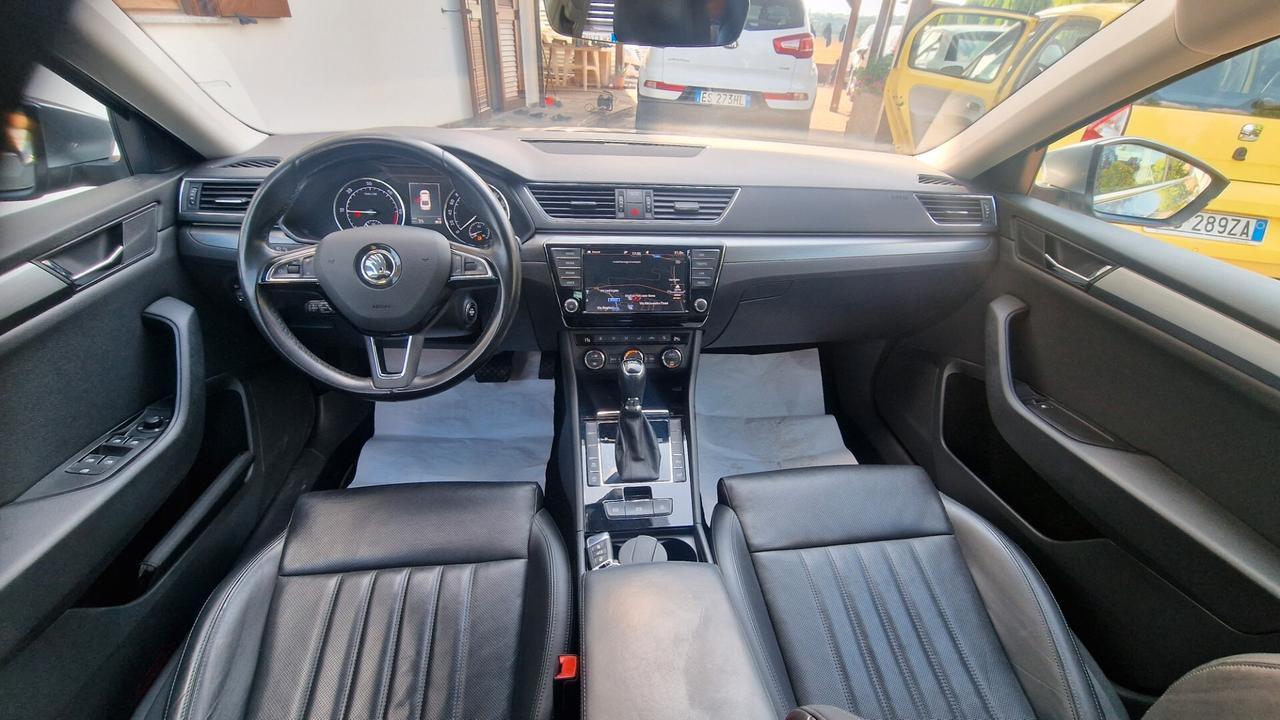 Skoda Superb 2.0 TDI DSG Executive