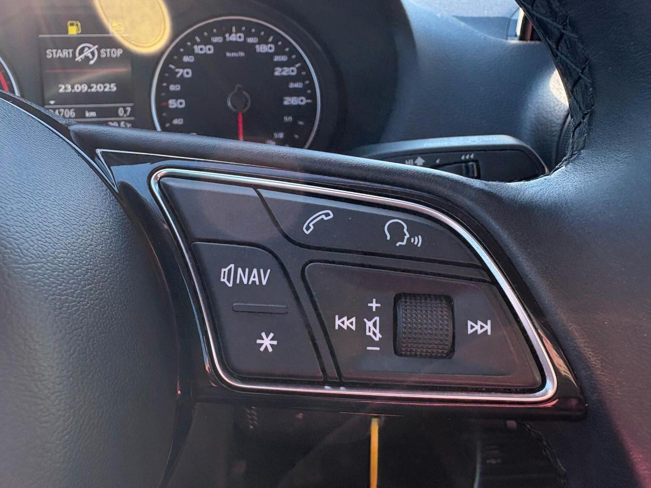 Audi Q2 35 TDI S tronic Business
