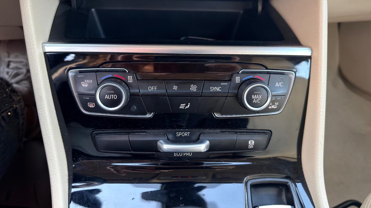 Bmw 2er Active Tourer 218d Luxury