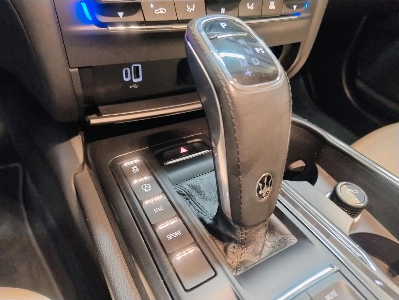 Maserati Ghibli L4 330 CV MHEV Granlusso