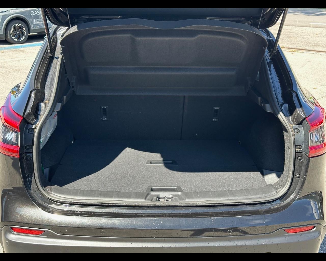 NISSAN Qashqai 2ª serie - Qashqai 1.5 dCi 115 CV N-Connecta