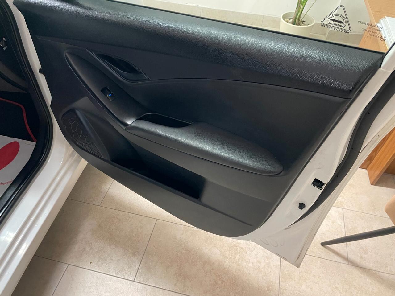 Hyundai iX20 1.4 CRDI 90 CV XPossible Full Neopatentati Tagliandata