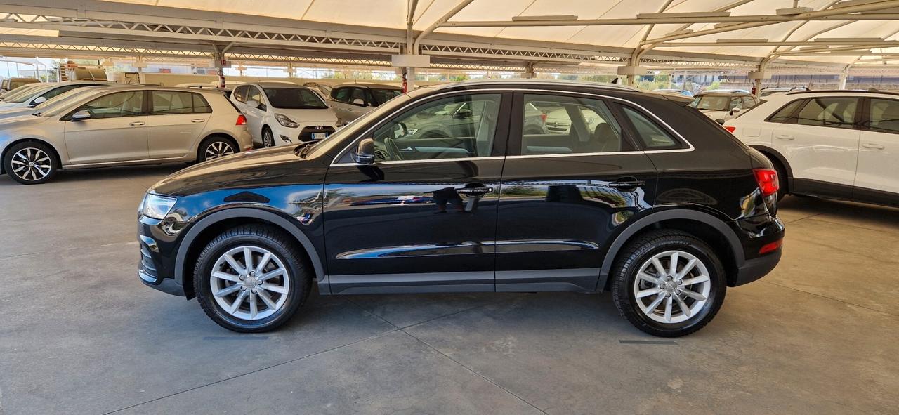 Audi Q3 2.0 TDI 150cv quattro S tronic Sport