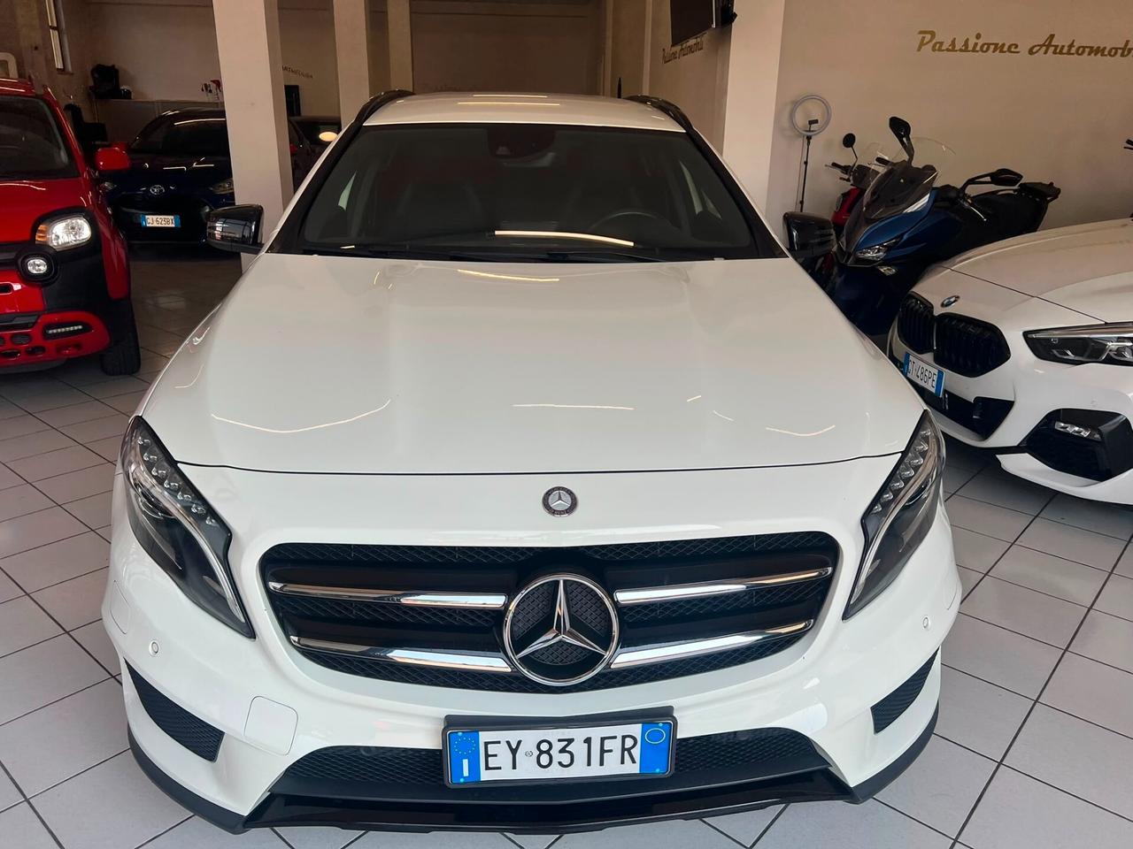 Mercedes-benz GLA 200 GLA-X156 d (cdi) Premium 4matic AUTO