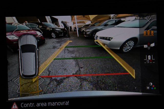 SKODA Karoq 2.0 TDI EVO SCR 115 CV DSG Executive *SOLO 6000KM!