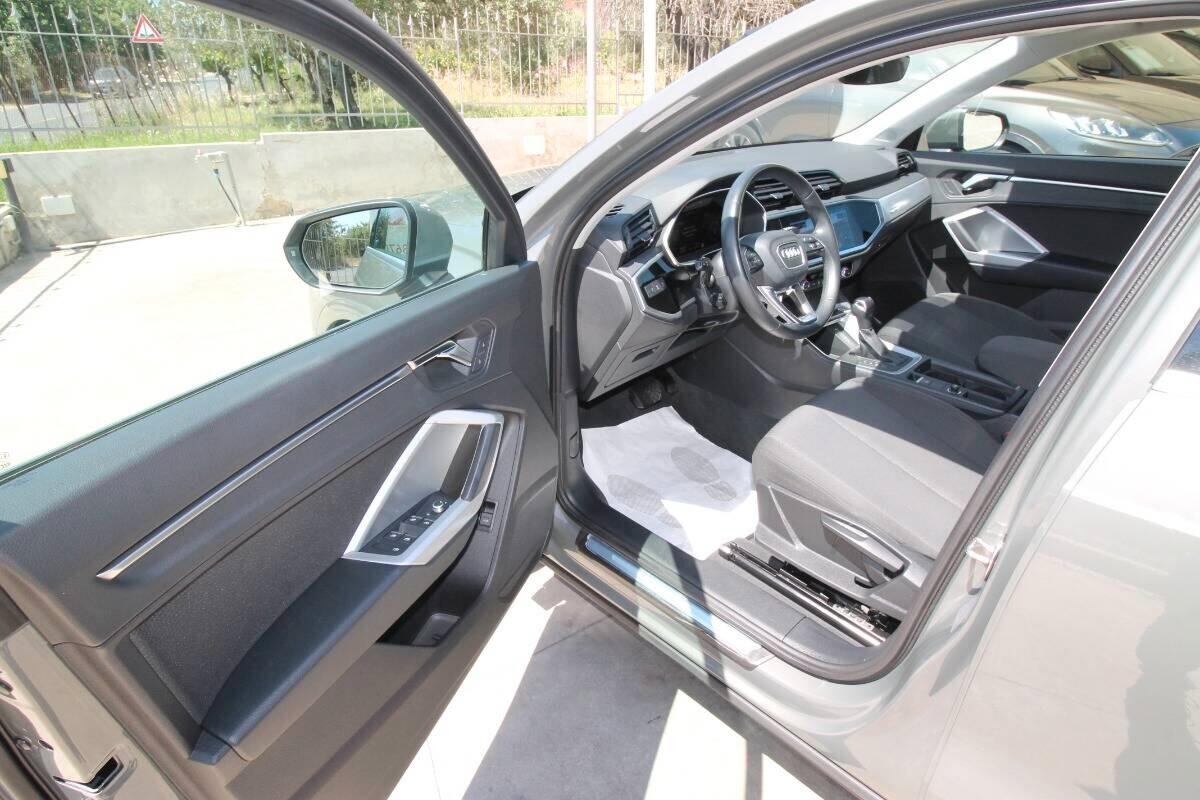 Audi Q3 35 TDI S tronic Business Advanced|2022