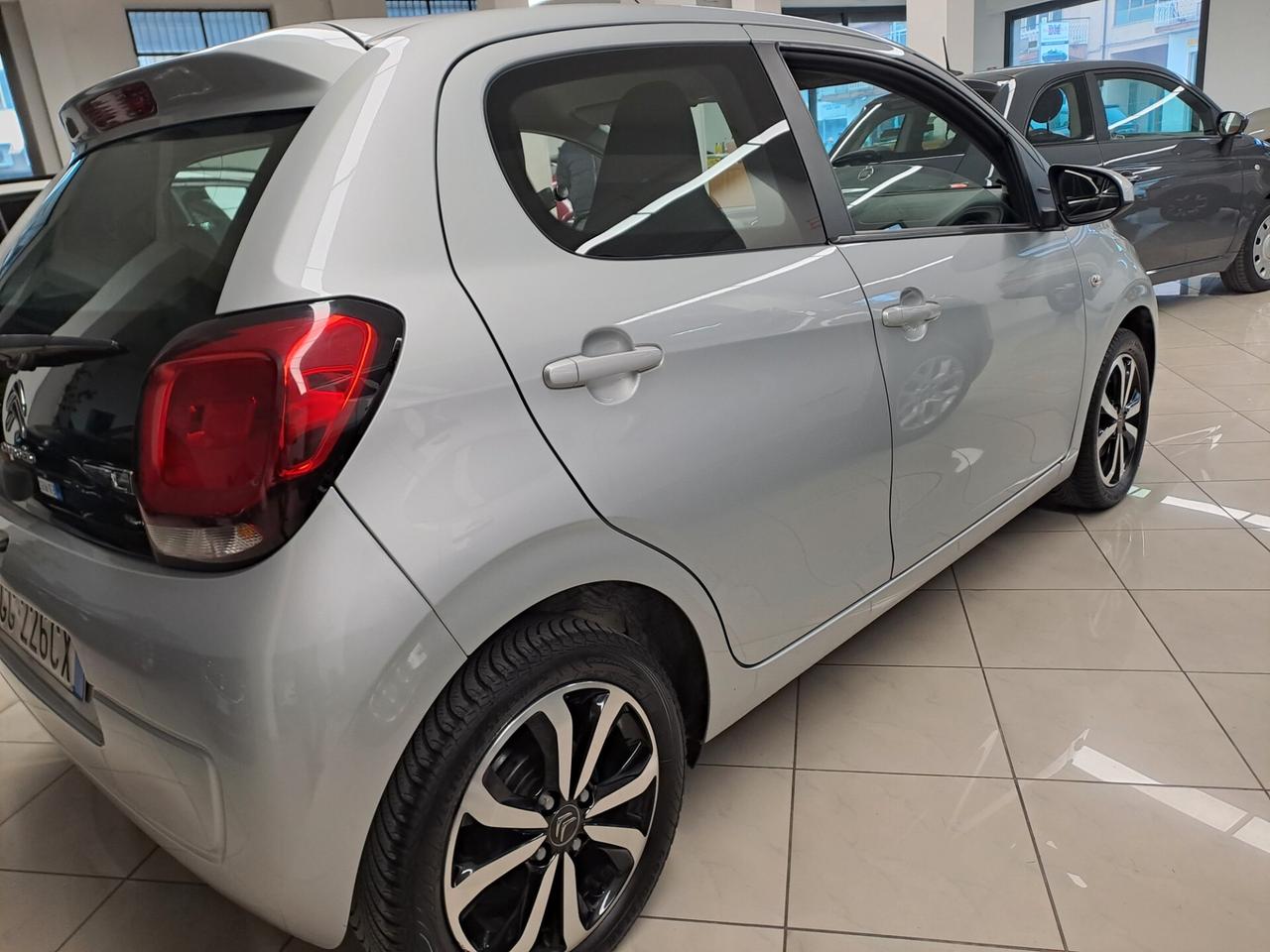 Citroen C1 VTi 72 S&S 5 porte Shine