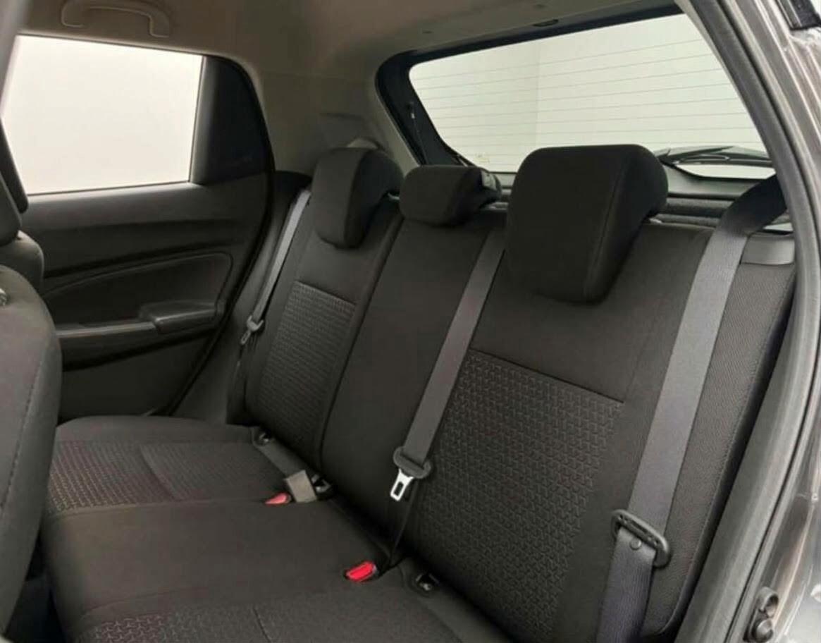 Suzuki Swift 1.2 Hybrid Top