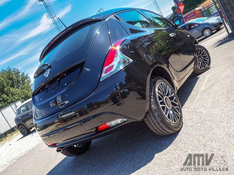 Lancia Ypsilon 1.0 FireFly 5 porte S&S Hybrid Platino PREZZO SENZA VINCOLI