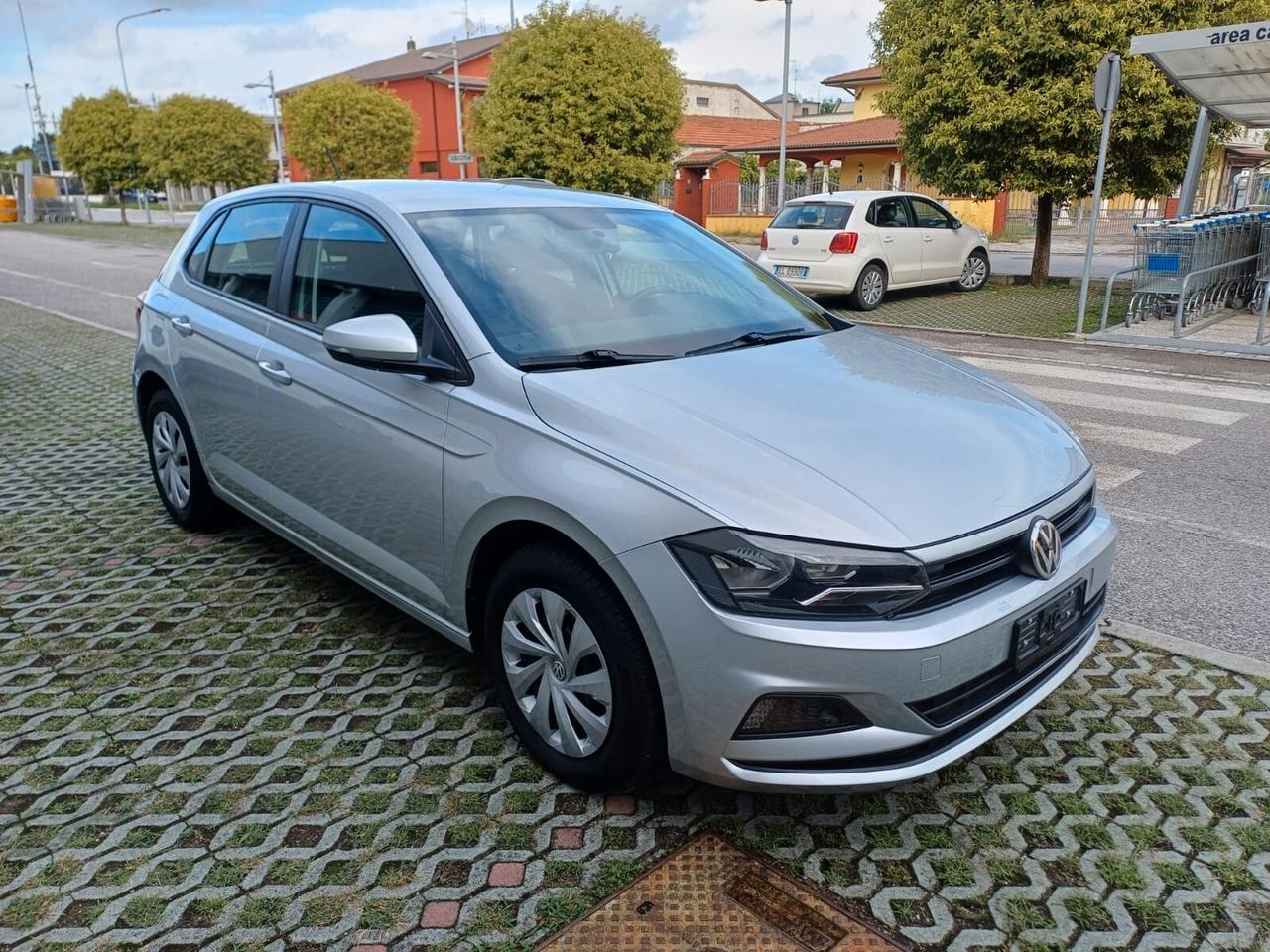 Volkswagen Polo 1.0 MPI 65 cv 5 porte Trendline BMT