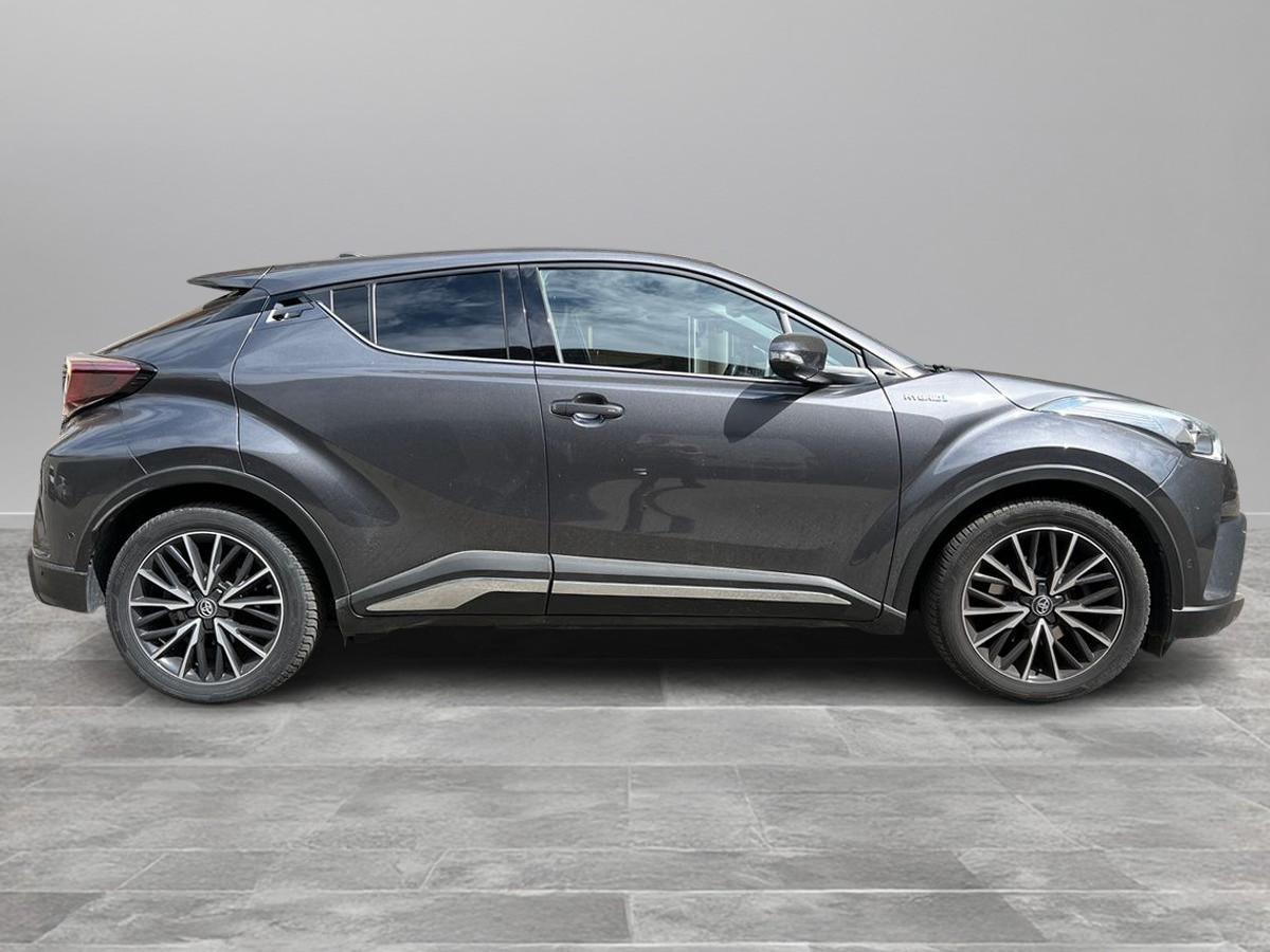 TOYOTA C-HR 1.8h Trend 2wd e-cvt