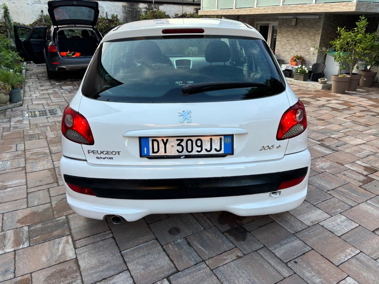 Peugeot 206 Plus 1.1 60CV 5p. benzina+GPL scade 2030