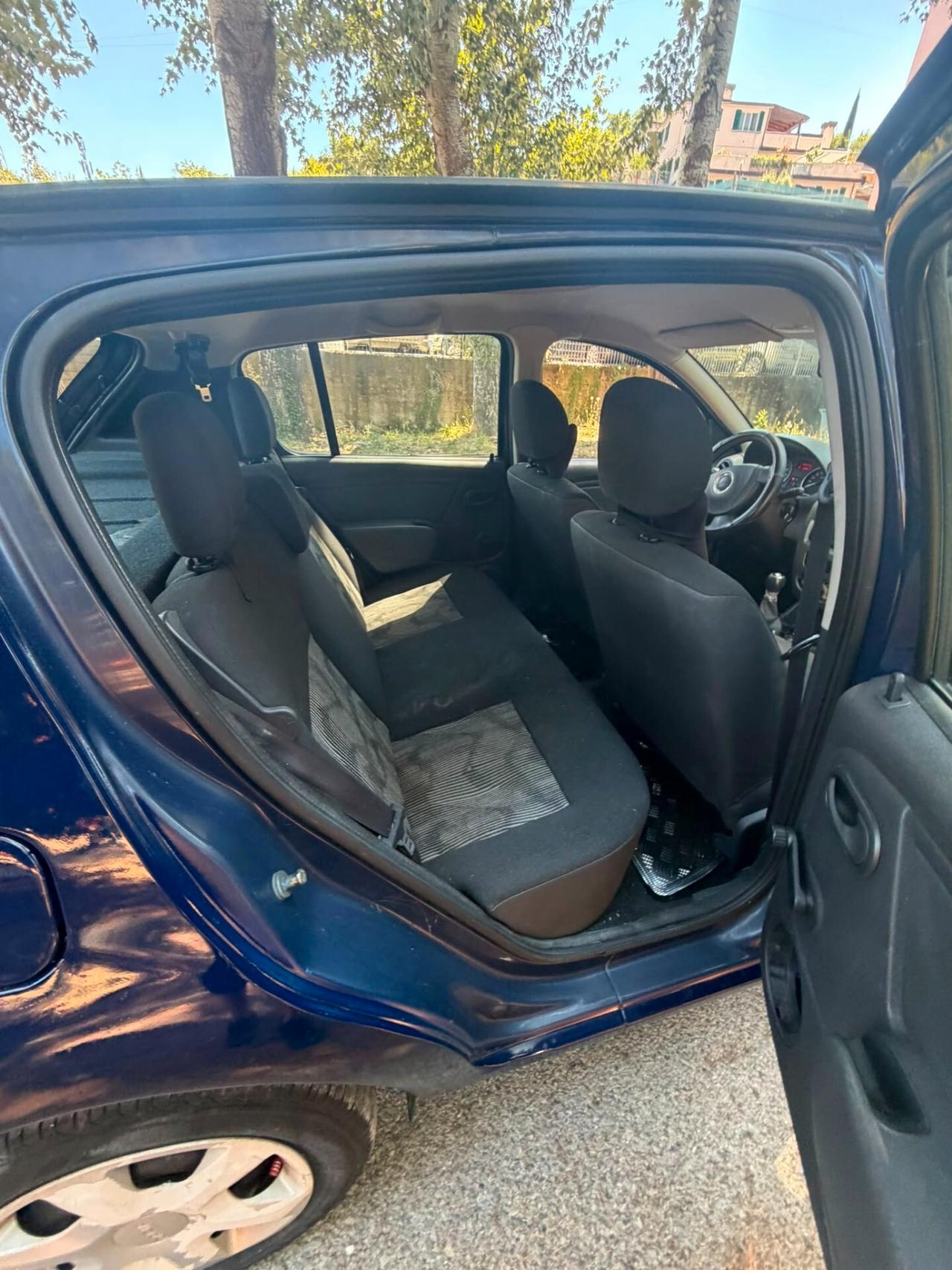 Dacia Sandero 1.2 16V Lauréate