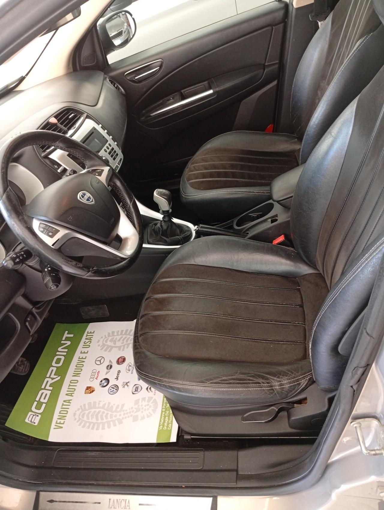 Lancia Delta 1.6 MJT DPF Silver
