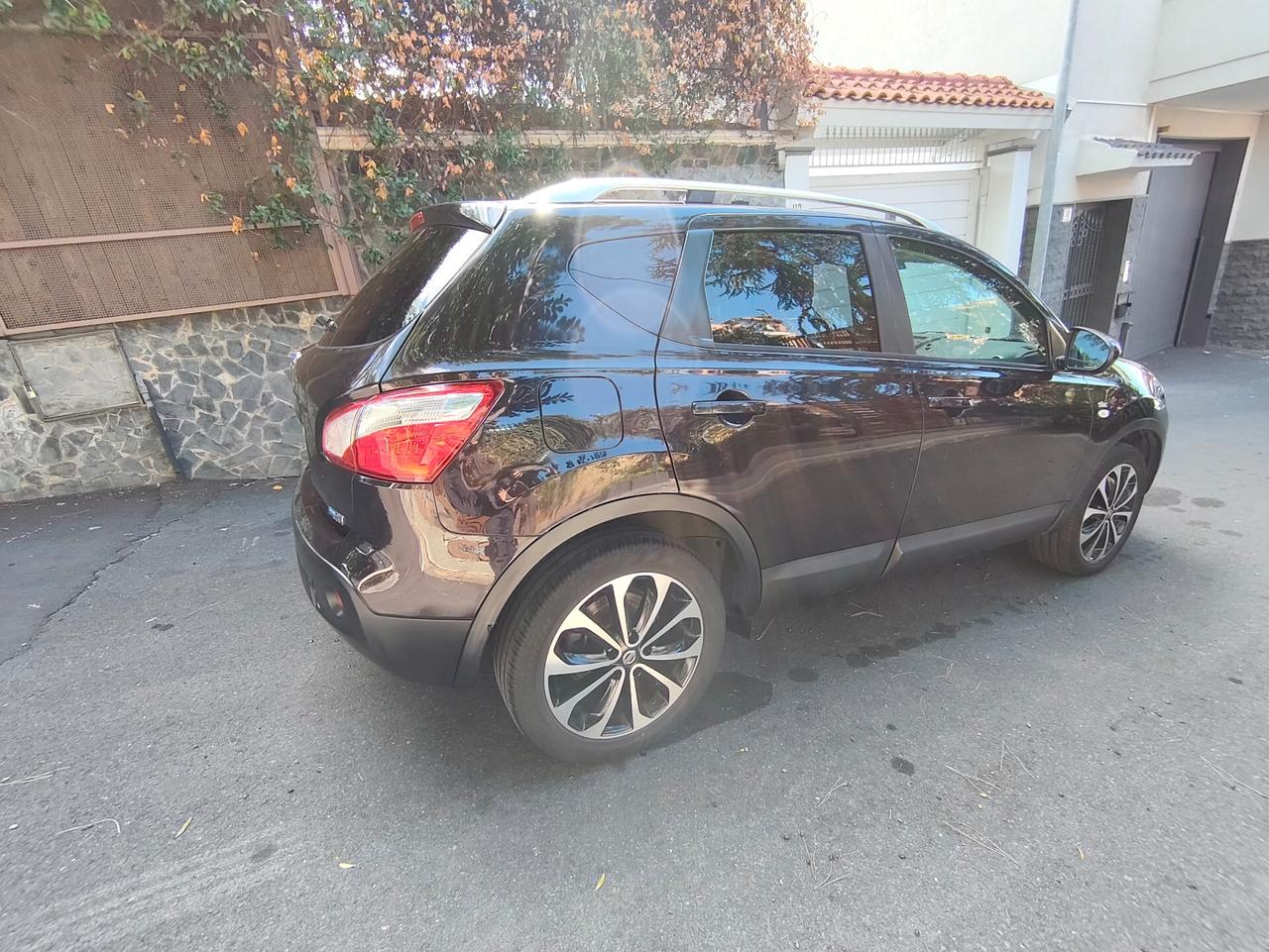 Nissan Qashqai 1.5 dCi DPF n-tec 2011