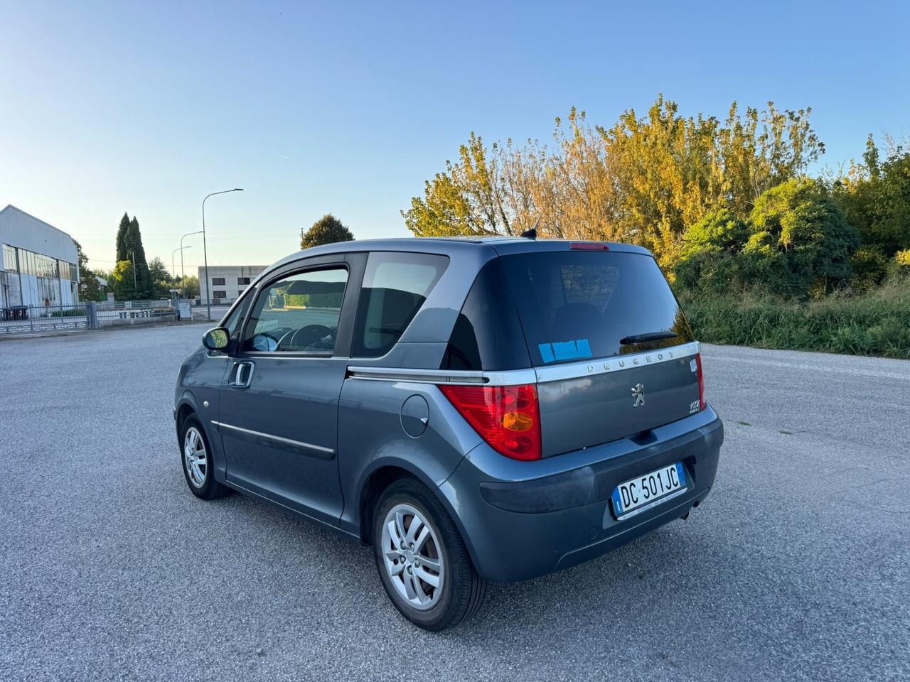 Peugeot 1007 1.4 Sporty 2Tronic