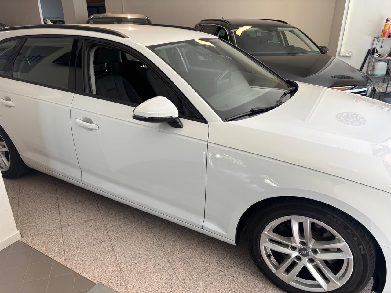 Audi A4 Avant 2.0 TDI 150 CV Business Sport