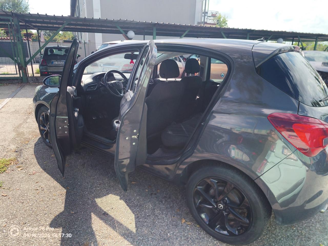 Opel Corsa 1.2 5 porte b-Color