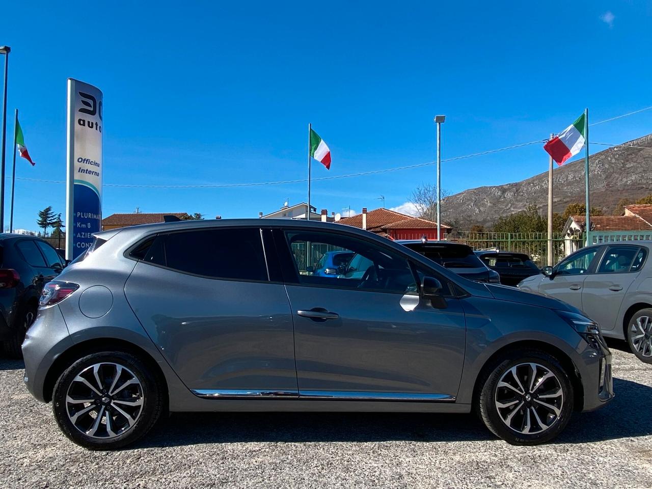 Renault Clio TCe 90 CV 5 porte Techno NAVI ''AZIENDALE''