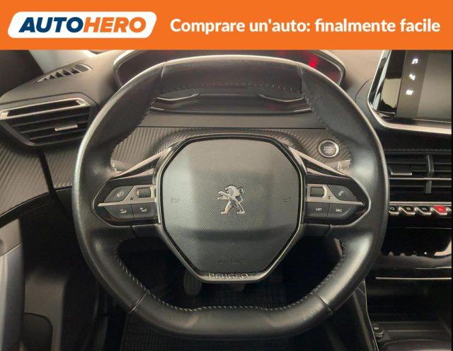 PEUGEOT 2008 PureTech 130 S&S Allure Navi Pack