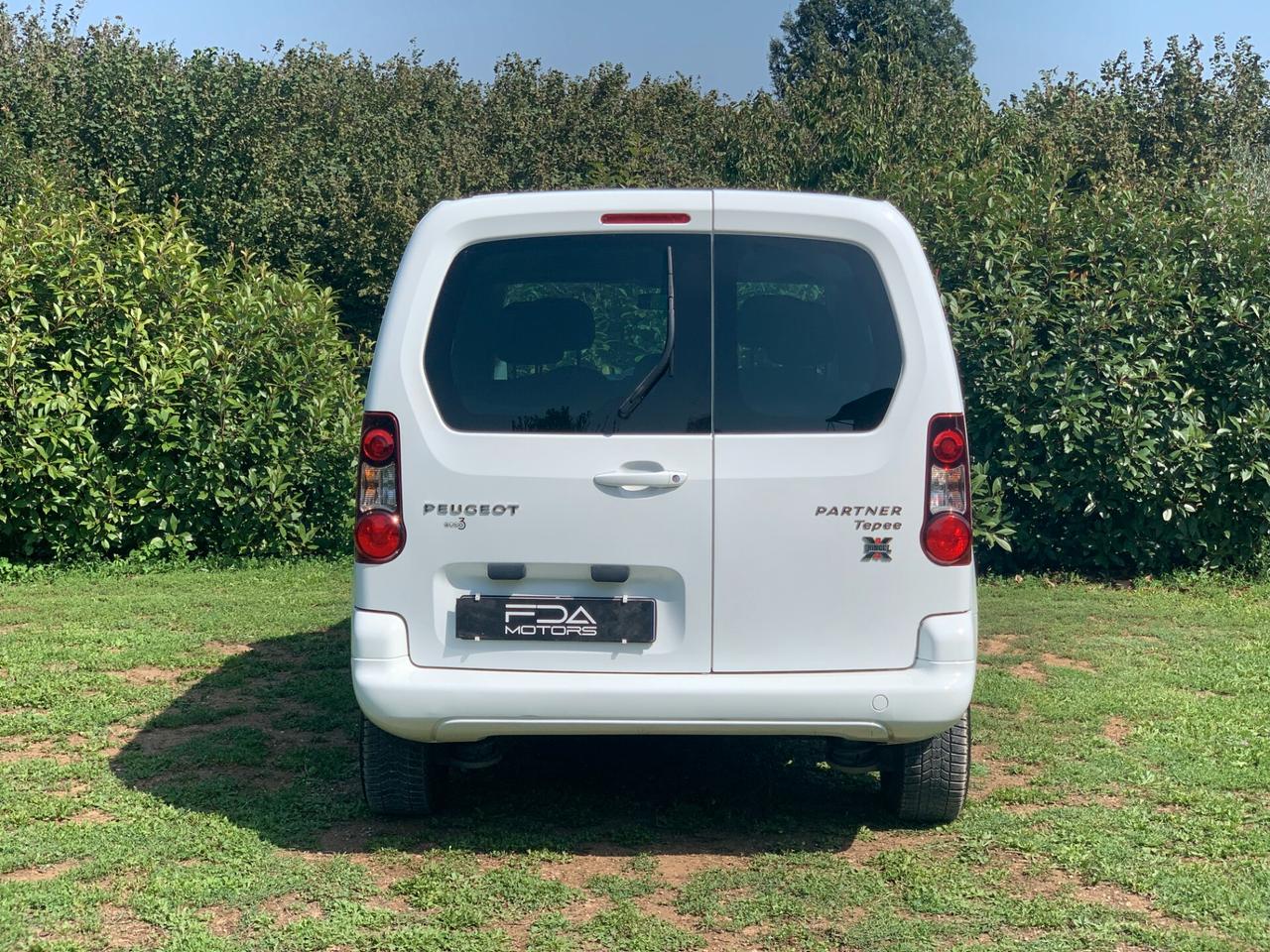 Peugeot Partner Tepee BlueHDi 100 4x4 Active Traction Control Plus