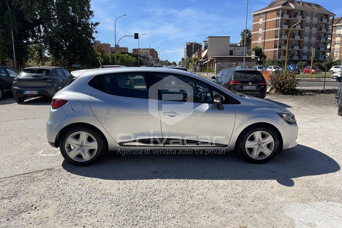 RENAULT Clio 1.2 75CV 5 porte Live