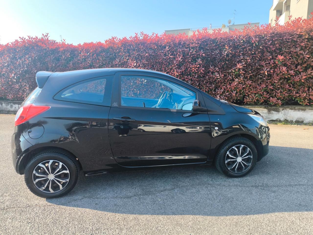 FORD KA 1,2 BENZ- KM 98000 -OK NEOPATENTATI