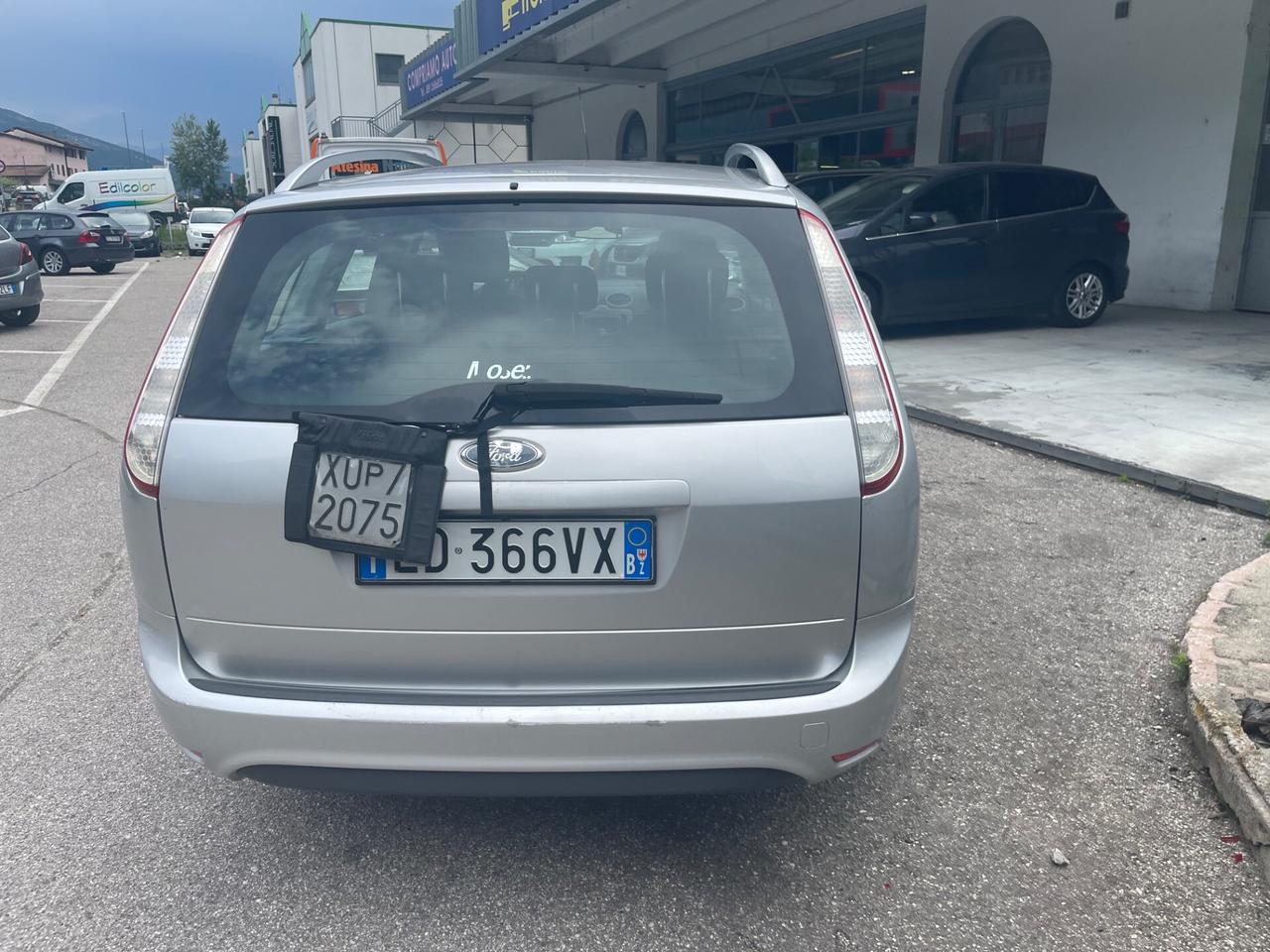 Ford Focus 1.6 105 CV SOLO 100 MILA KM