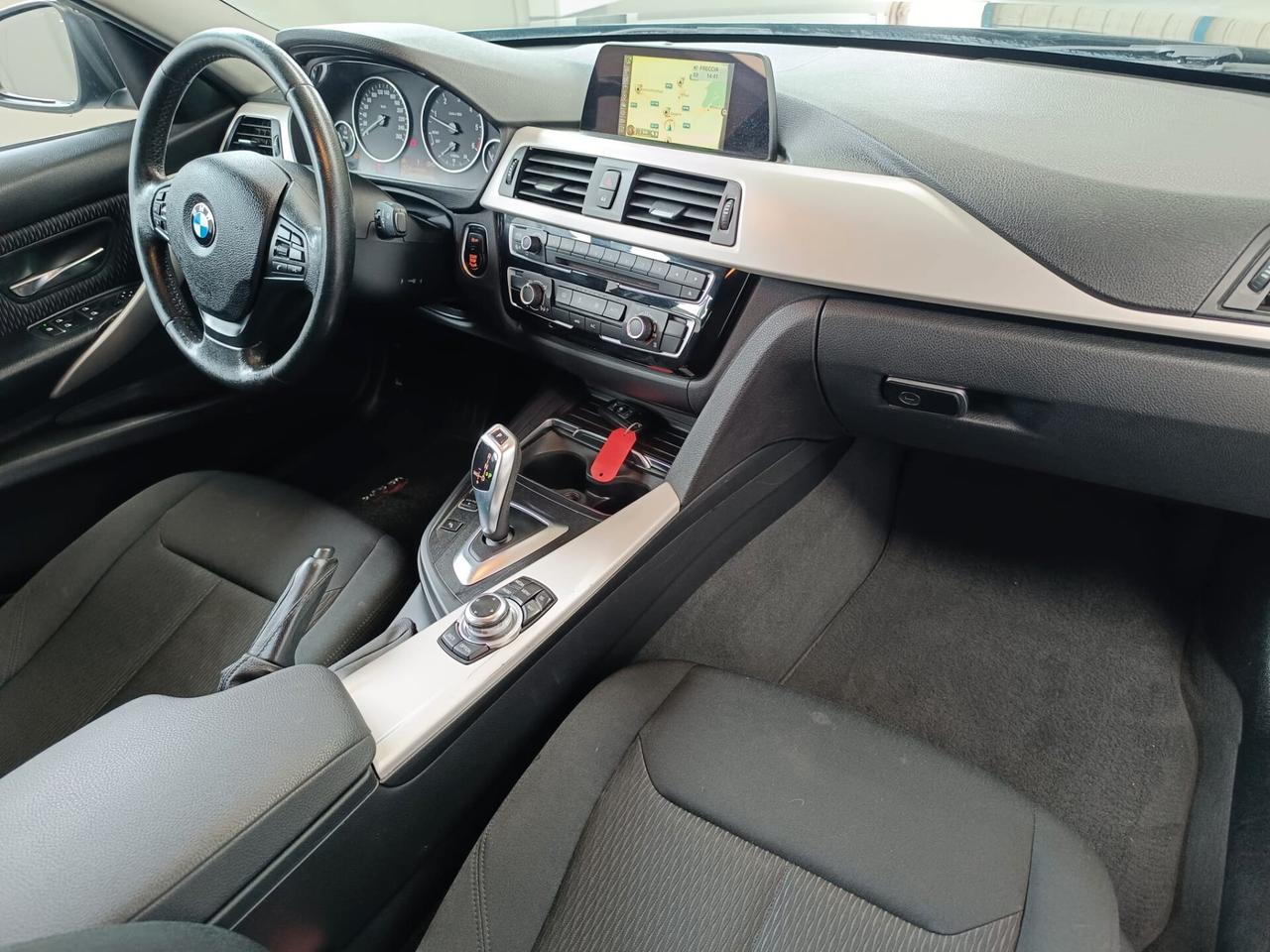 Bmw Serie 318d Touring Business Advantage aut.