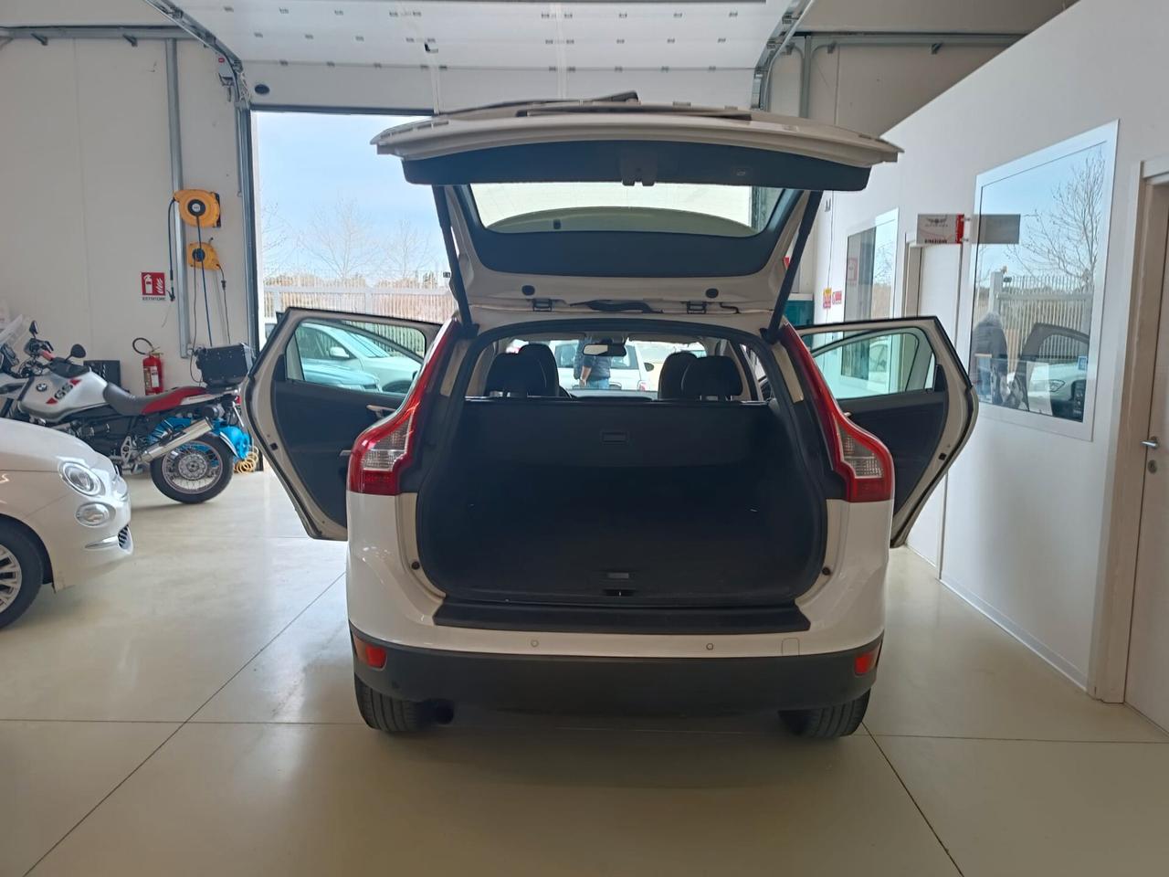 Volvo XC 60 XC60 D4 Momentum