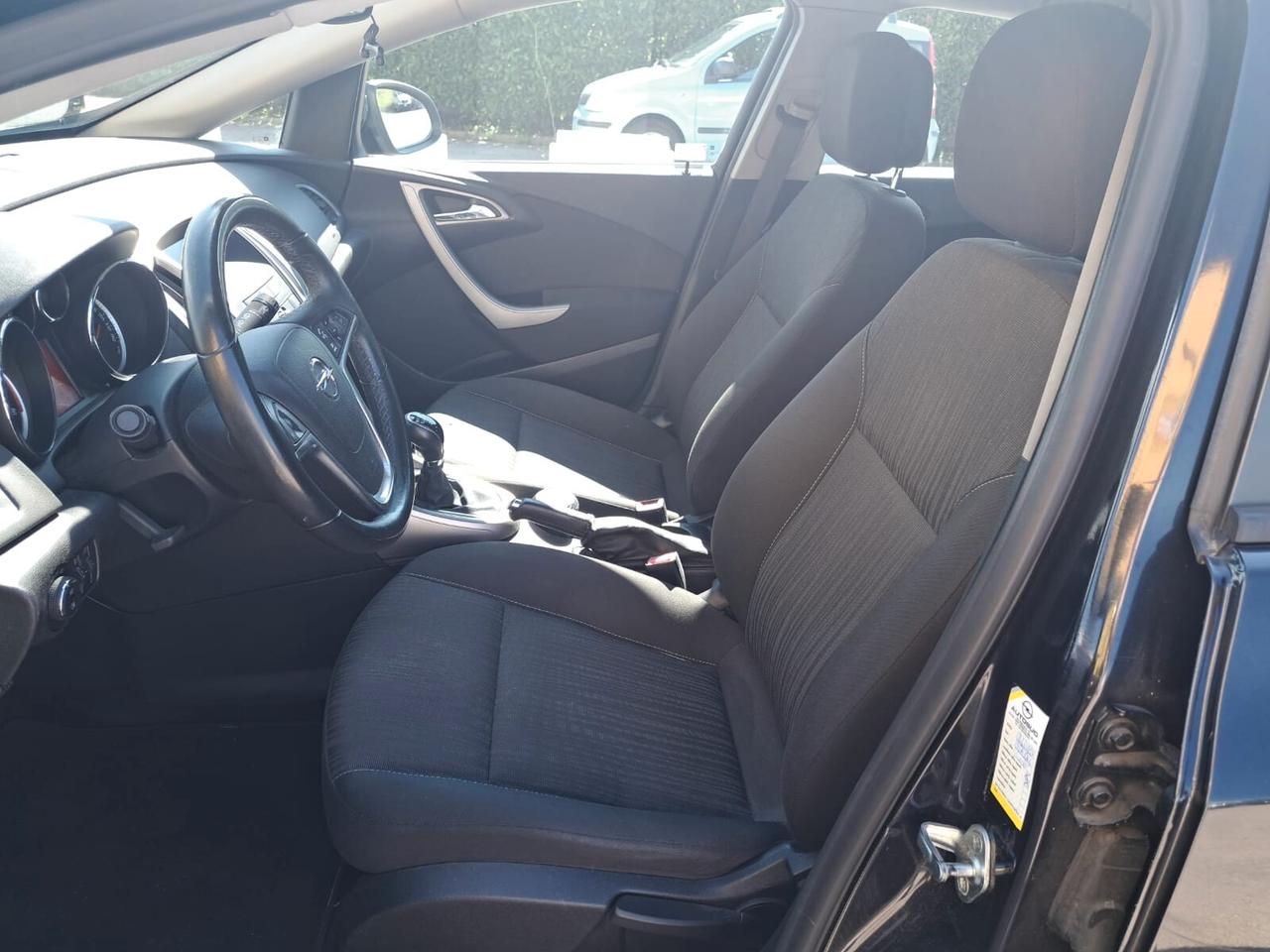 Opel Astra 1.6 115CV 5 porte Cosmo