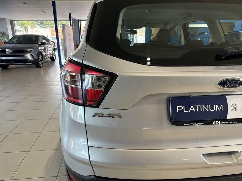 Ford Kuga 1.5 TDCI 120 CV S&S 2WD Powershift Business