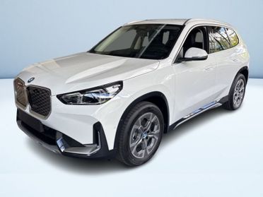 BMW iX1 eDrive20 Special Edition