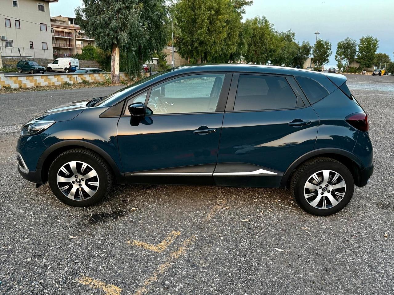 RENAULT CAPTUR 8V 90 CV SPORT EDITION