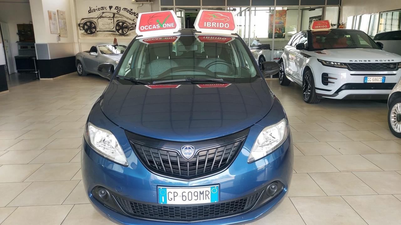 Lancia Ypsilon 1.0 FireFly 5 porte S&S Hybrid Silver Plus - Nessun vincolo