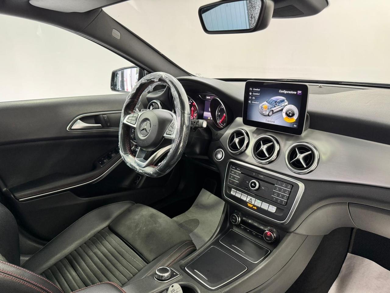 Mercedes-benz GLA 220 d Automatic 4Matic Premium-AMG-FULL-2018