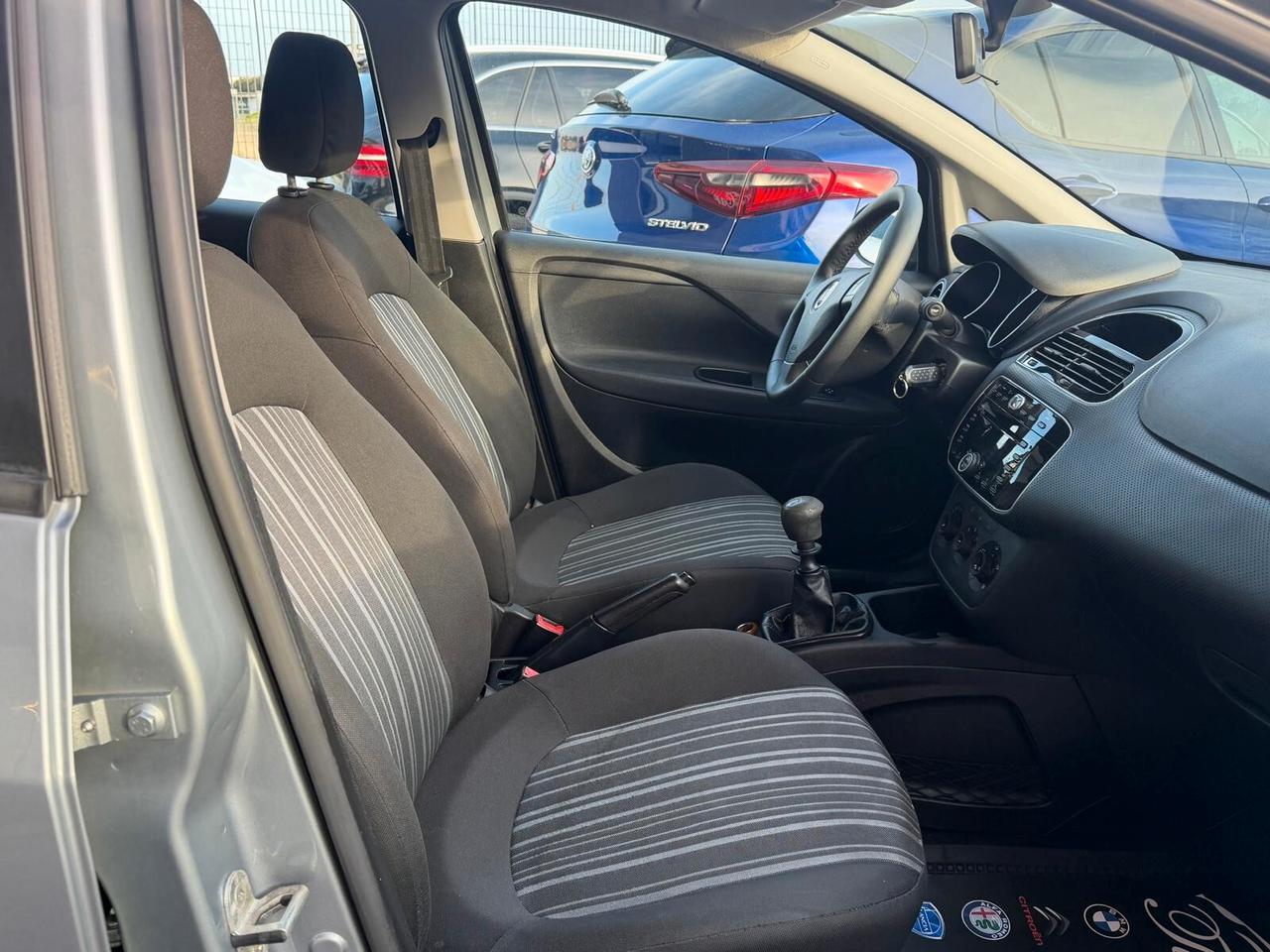 FIAT PUNTO EVO 1.2 70CV 51KW OK NEOPATENTATI ANNO 2012