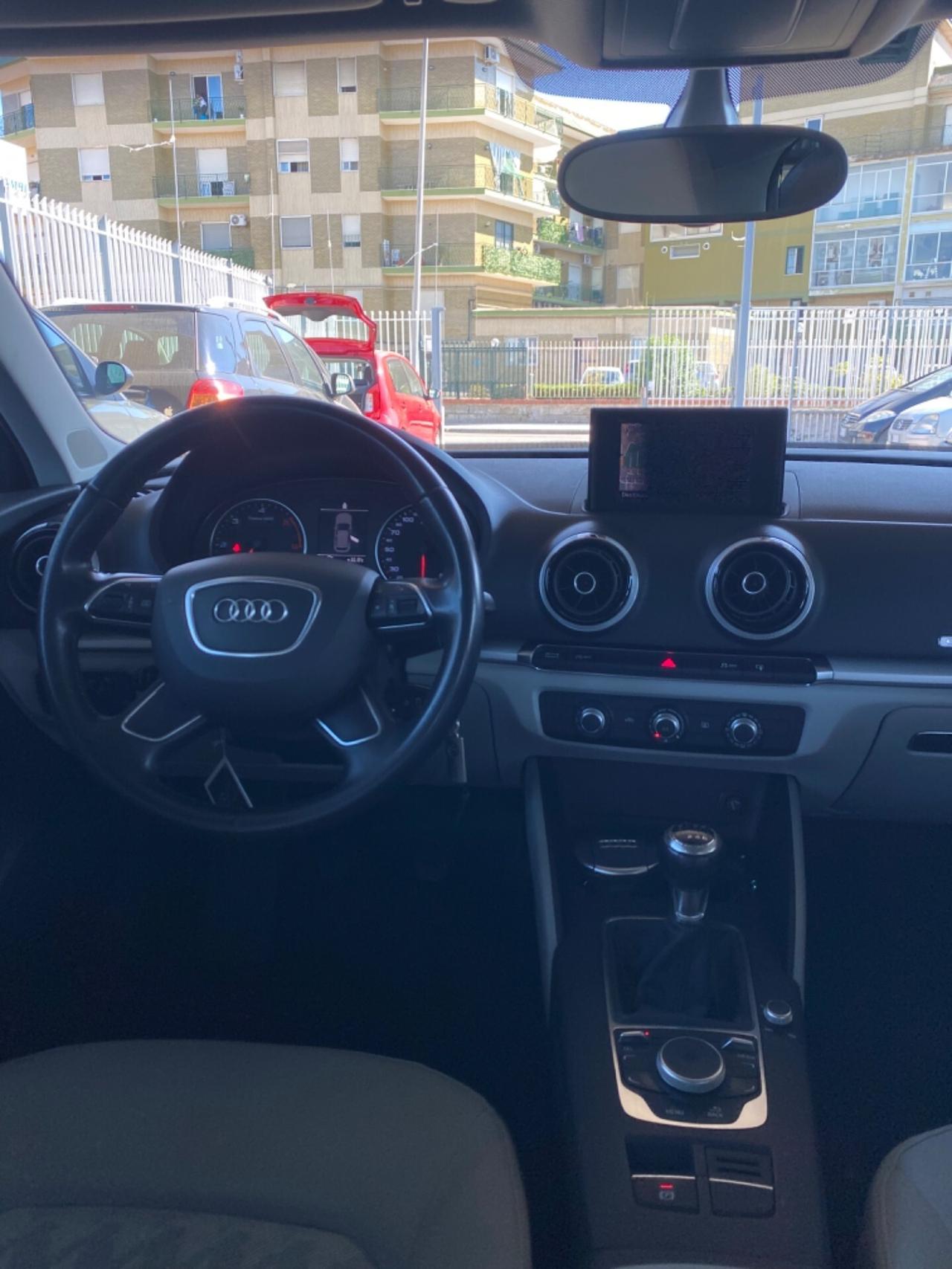 Audi A3 TDI QUATTRO 2015 Full Navi TAGLIANDATA