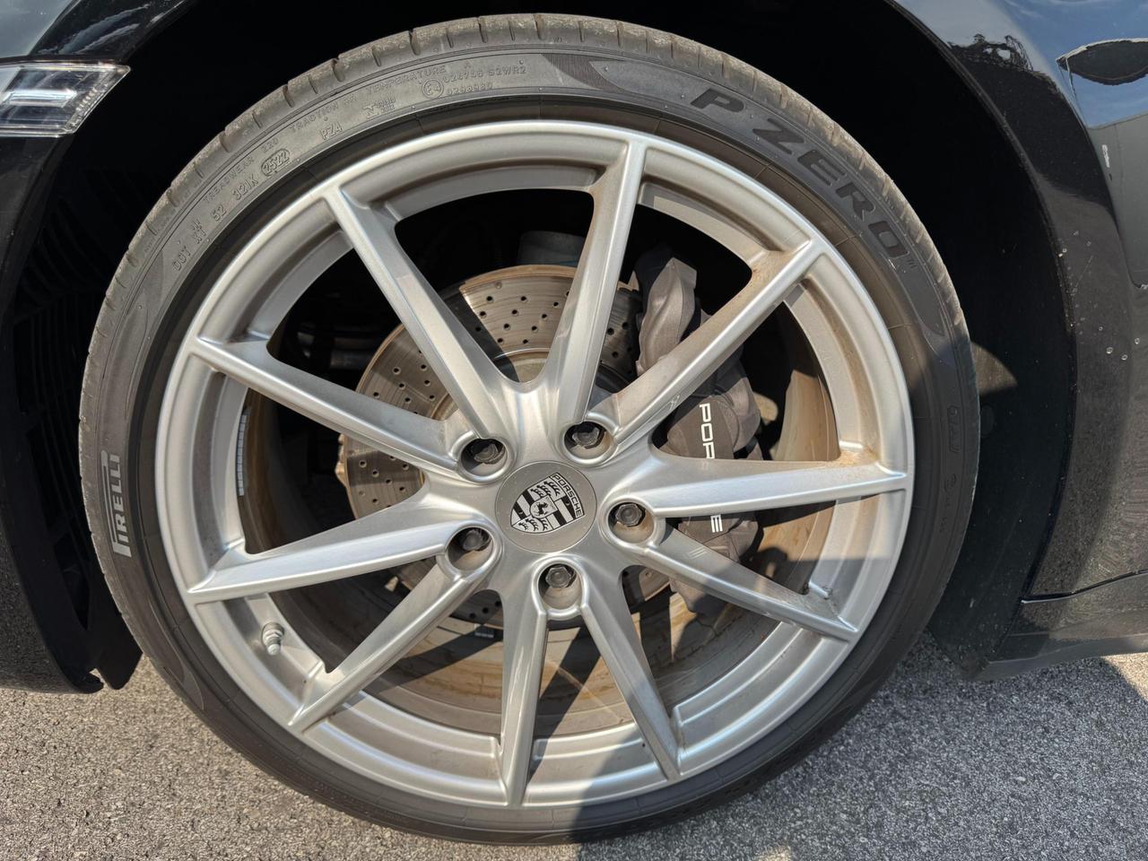 Porsche 911 Coupe 992 3.0 Carrera auto