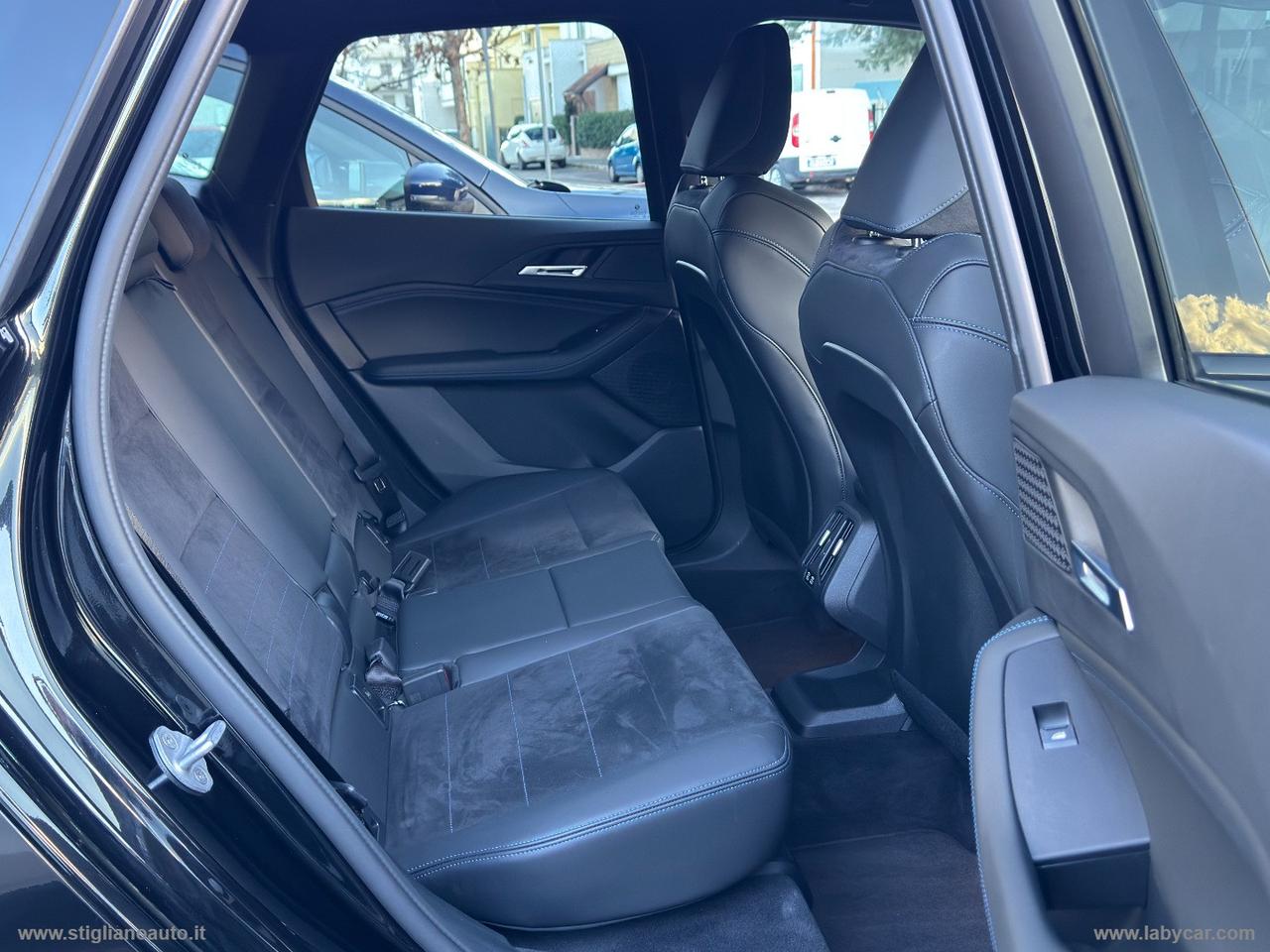 BMW 218d Active Tourer Msport HEAD- UP DISPLAY