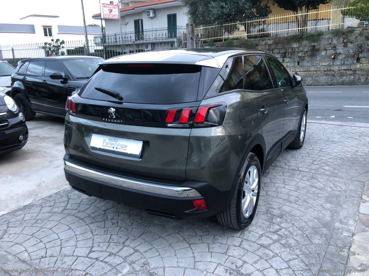 PEUGEOT 3008 BlueHDi 130 S&S EAT8 Business