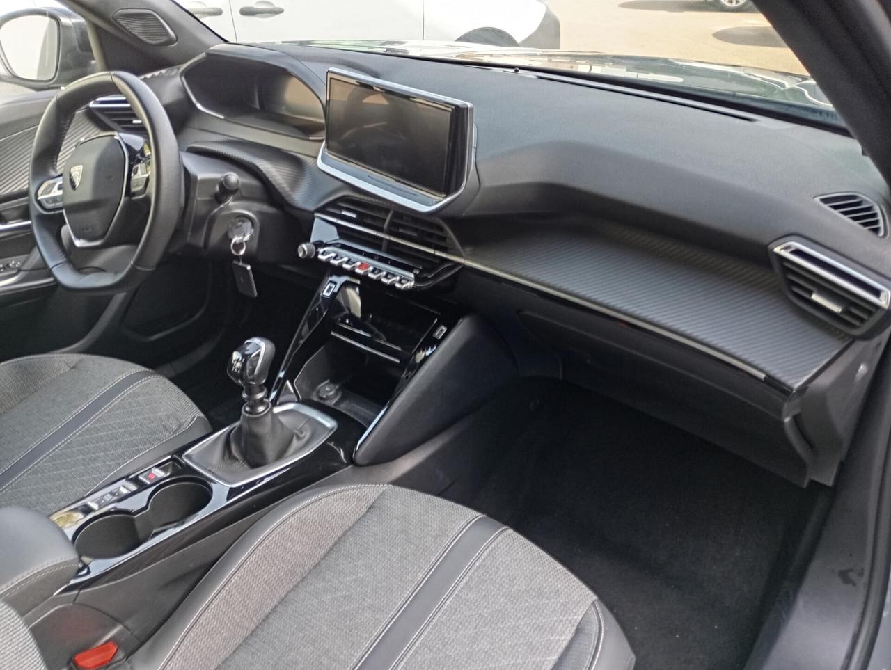 Peugeot 2008 PureTech 100 S&S Allure