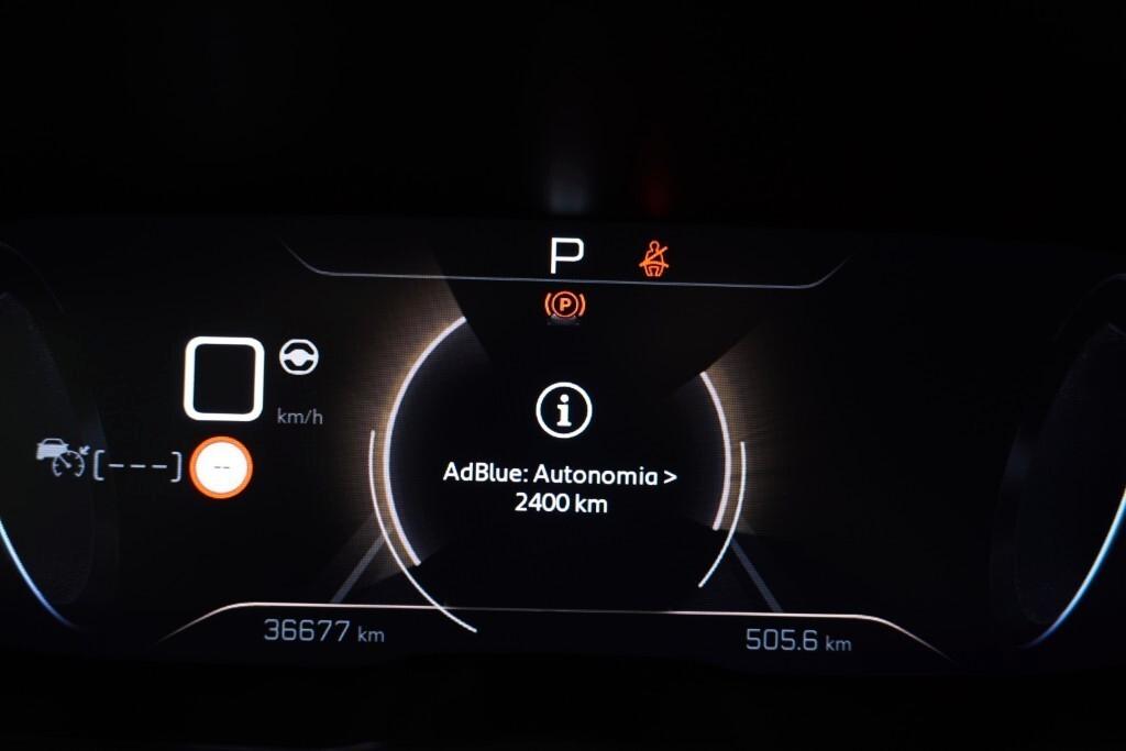 PEUGEOT 5008 1.5 BLUEHDI 131CV EAT8 SeS 7POSTI GT ( FARI LED - I-COCKPIT - ADAPTIVE CRUISE - NAVI - MIRROR - PDC - TELECAMERA POST. - CERCHI 18 )