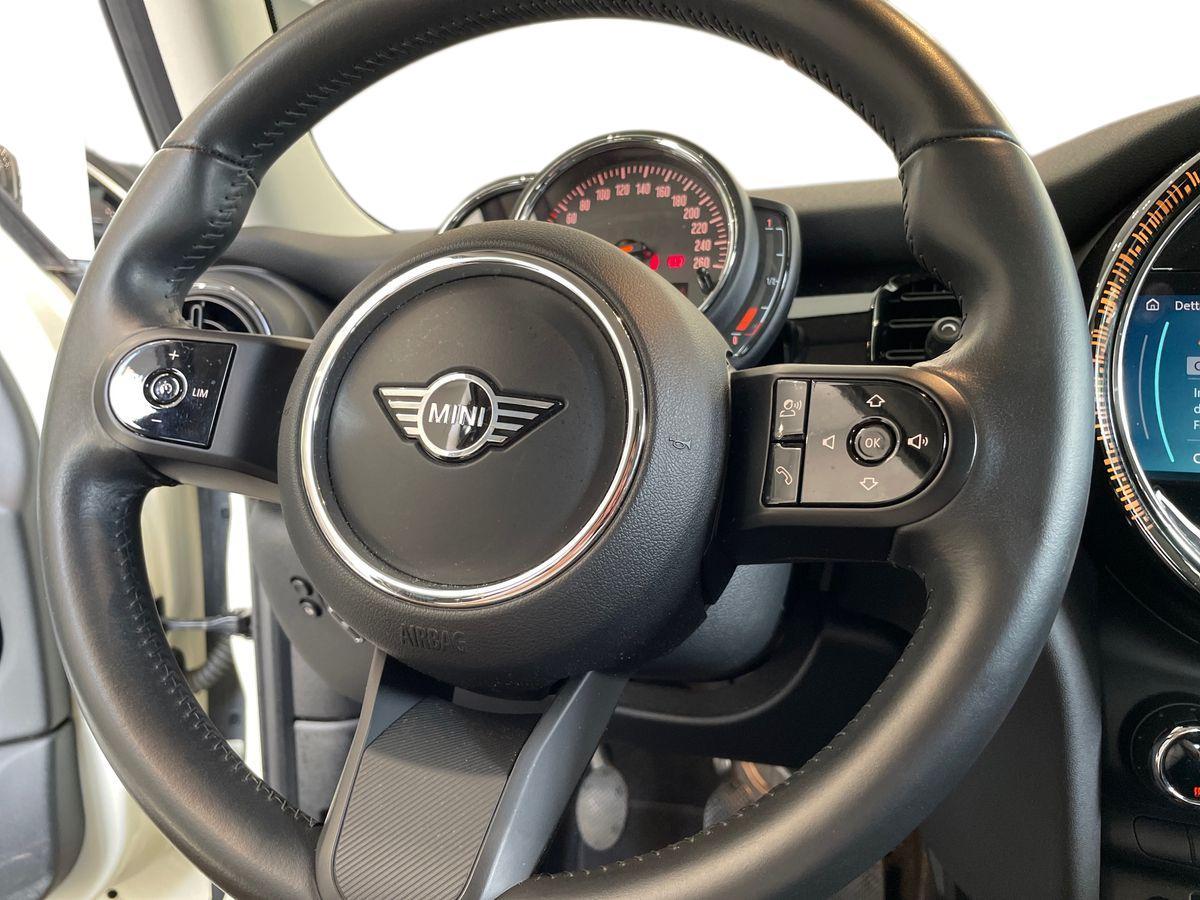 MINI Mini IV F55 2021 5p - Mini 5p 1.5 Cooper Classic