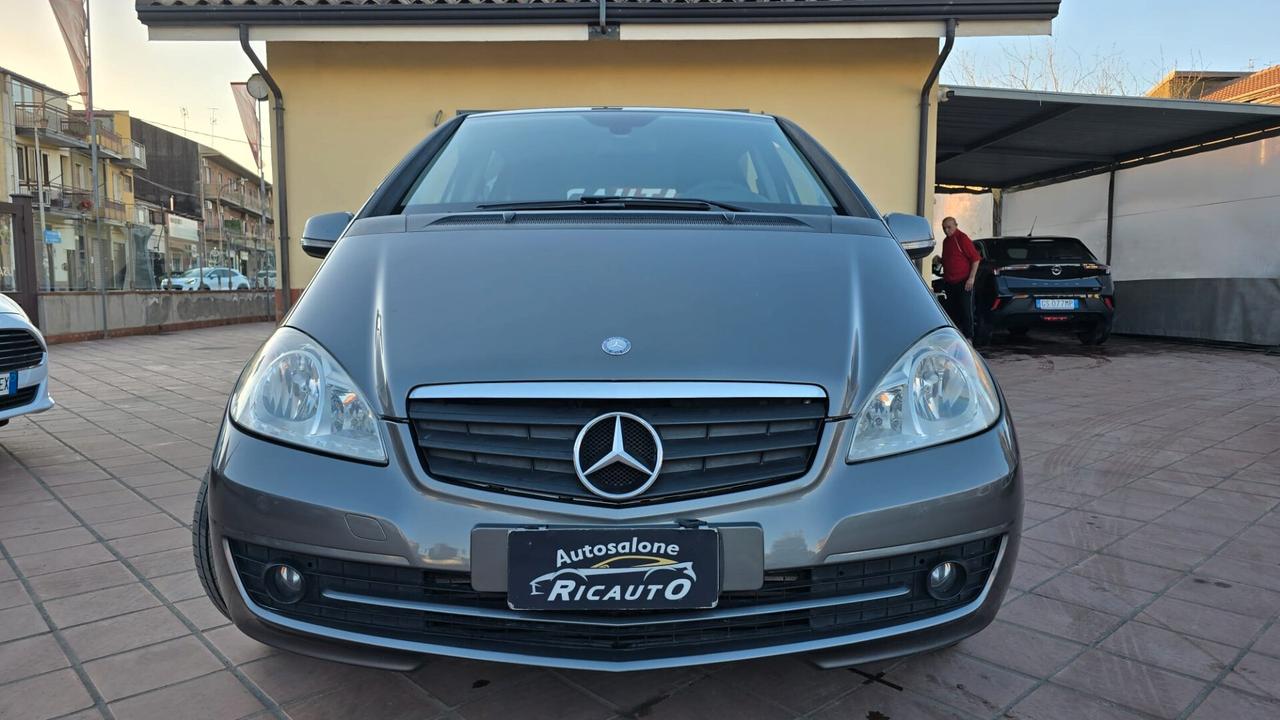 Mercedes-benz A 160 CDI BlueEFFICIENCY Avantgarde